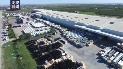 中国车企南非工厂员工杰杰的幸福生活 从难民到技术主管与企业总部管理